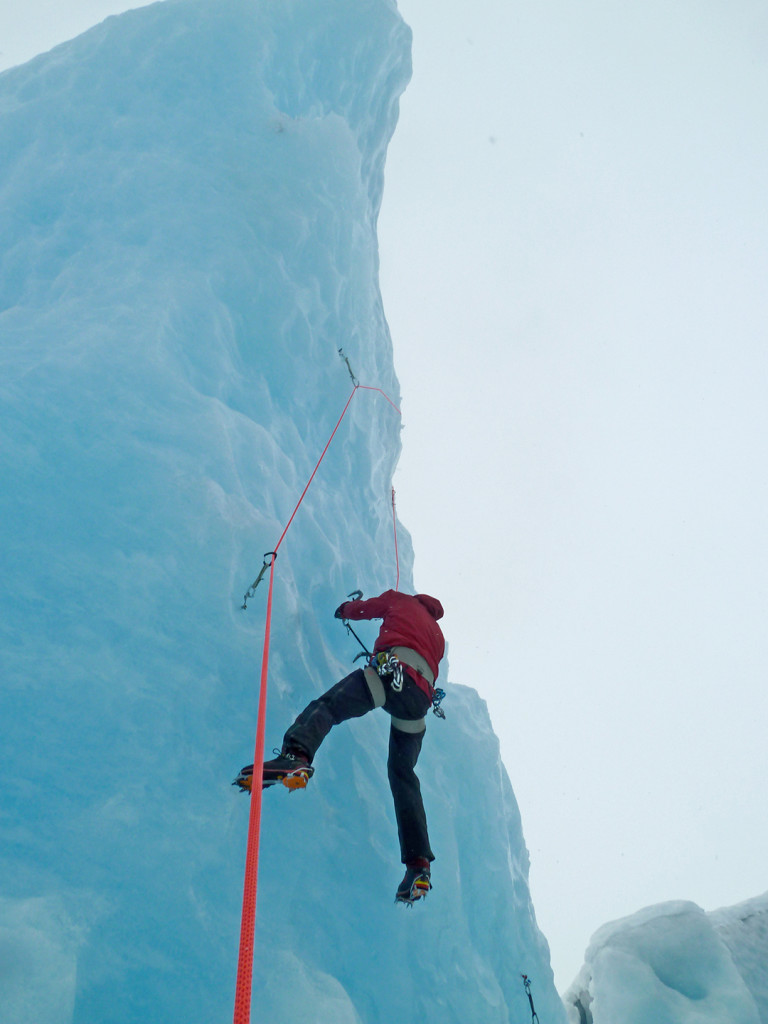 chillup guide ice climbing courses