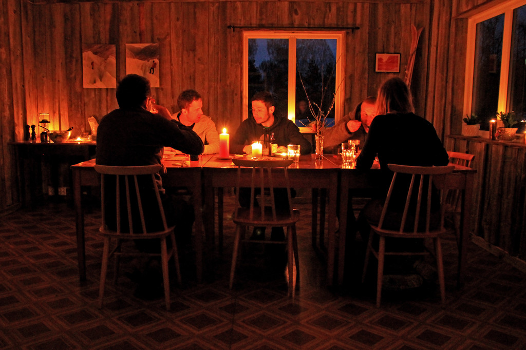 guests at lodge in jostedalen