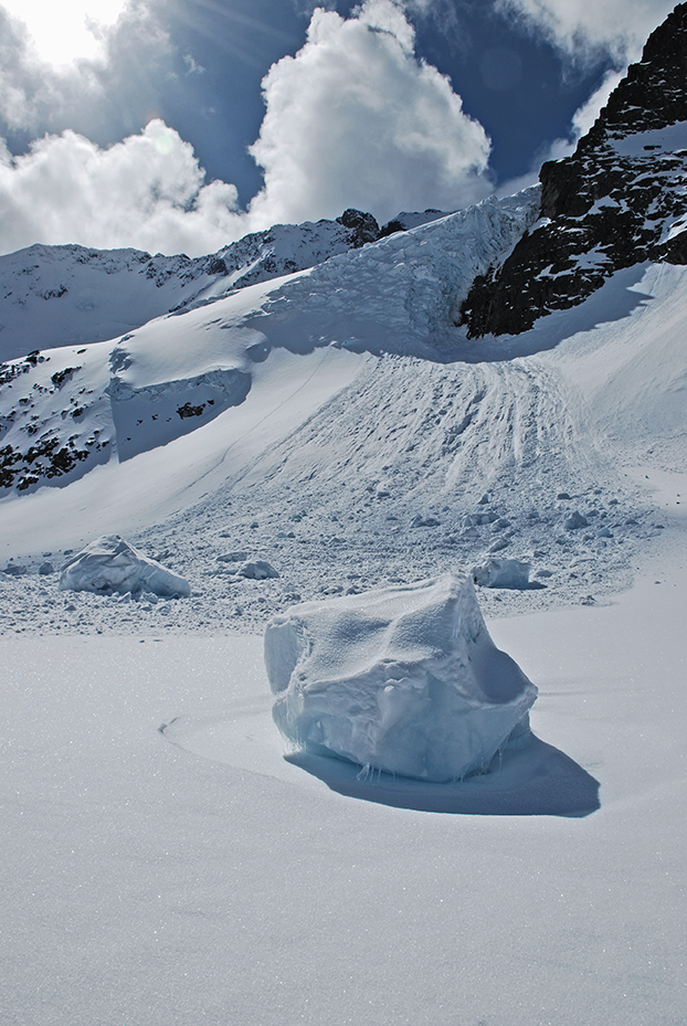 Giertvasstind 2351m, N face of E ridge. Hurrungane (West Jotunheimen)