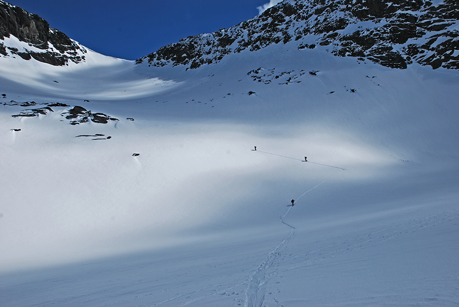Giertvasstind 2351m, N face of E ridge. Hurrungane (West Jotunheimen)